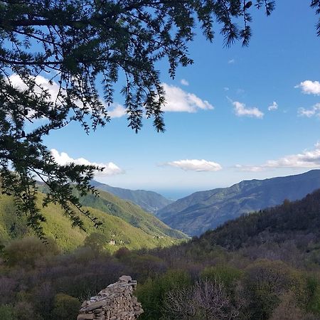 Agriturismo La Fontana Dell'Olmo Hotel Molini di Triora Zewnętrze zdjęcie